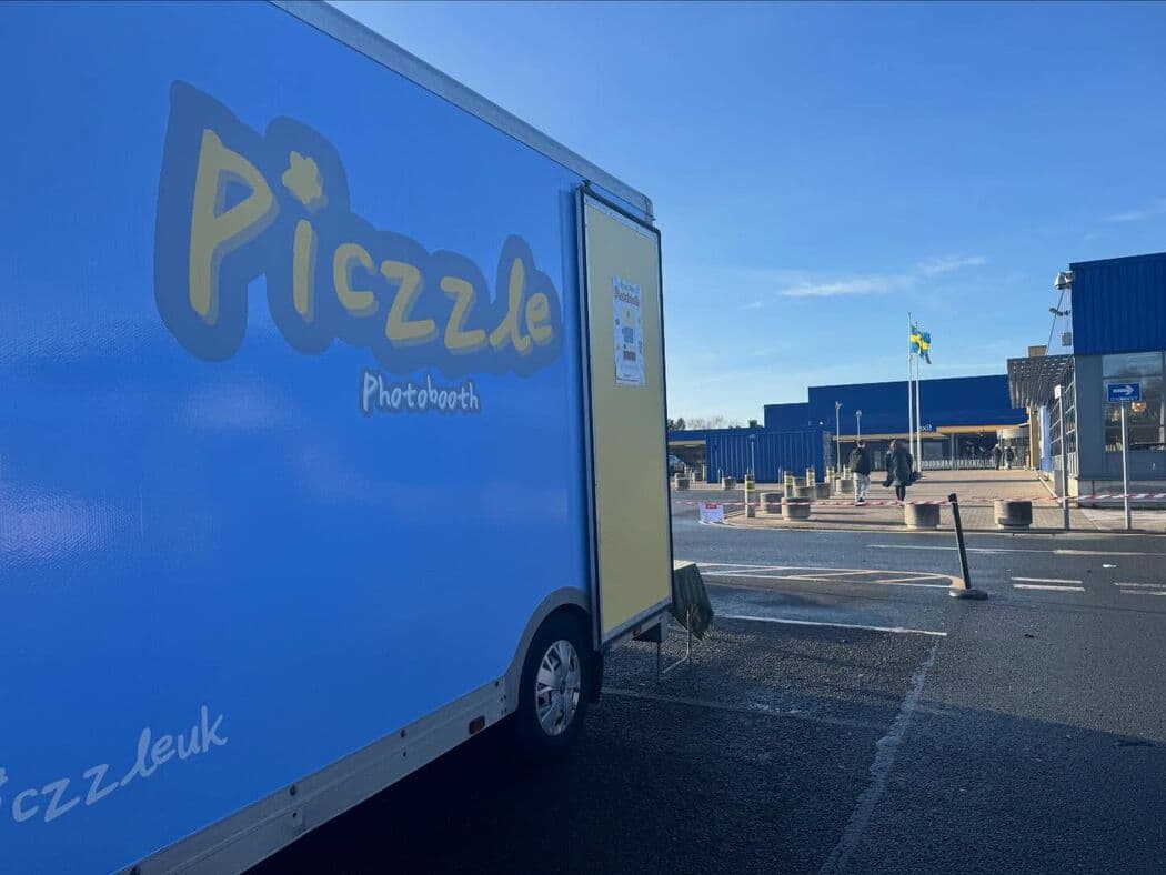 Piczzle, United Kingdom